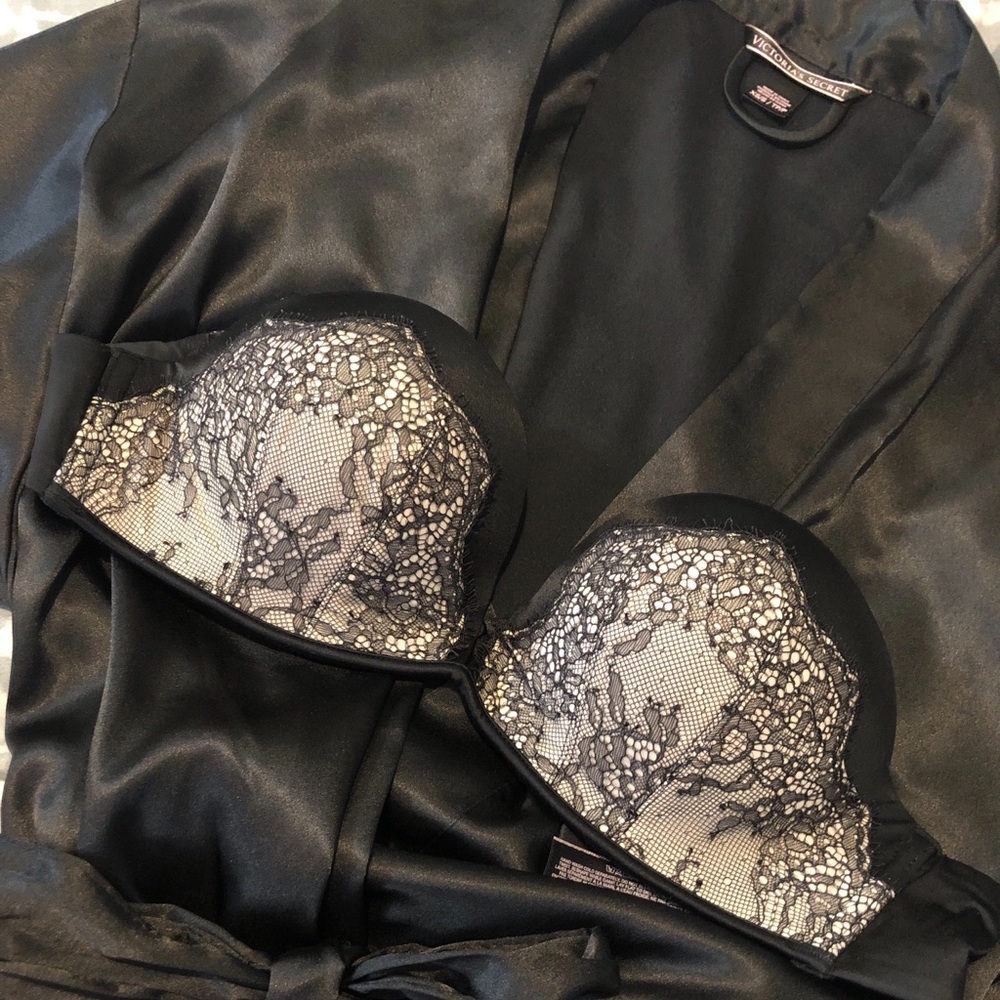 Victoria Secret Bombshell strapless- 32B